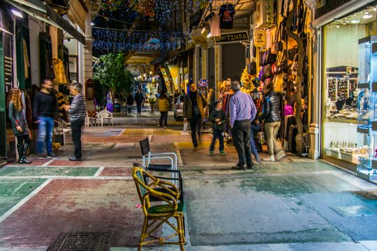 touristes plaka